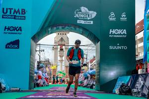 BIB: 5612
                            <button type="button" onclick="openModal(24870012)" class="btn btn-primary btn-sm float-right btn-popup" data-toggle="modal" data-target=".modal-high-quality">
                        <i class="fas fa-shopping-cart"></i> Add to Cart
                    </button>
                                            <button type="button" onclick="isThisMe(24870012, true)" class="btn btn-success btn-sm float-right btn-popup btn-isme hidden" data-toggle="tooltip" data-placement="bottom" title="นี่คือรูปของคุณใช่ไหม คลิกที่นี่เพื่อเอาเข้าอัลบั้ม">
                        <i class="fas fa-plus"></i> Add to album
                    </button>
                    <button type="button" onclick="isThisMe(24870012, false)" class="btn btn-warning btn-sm float-right btn-popup btn-isnotme hidden">
                        <i class="fas fa-ban"></i> Remove from album
                    </button>